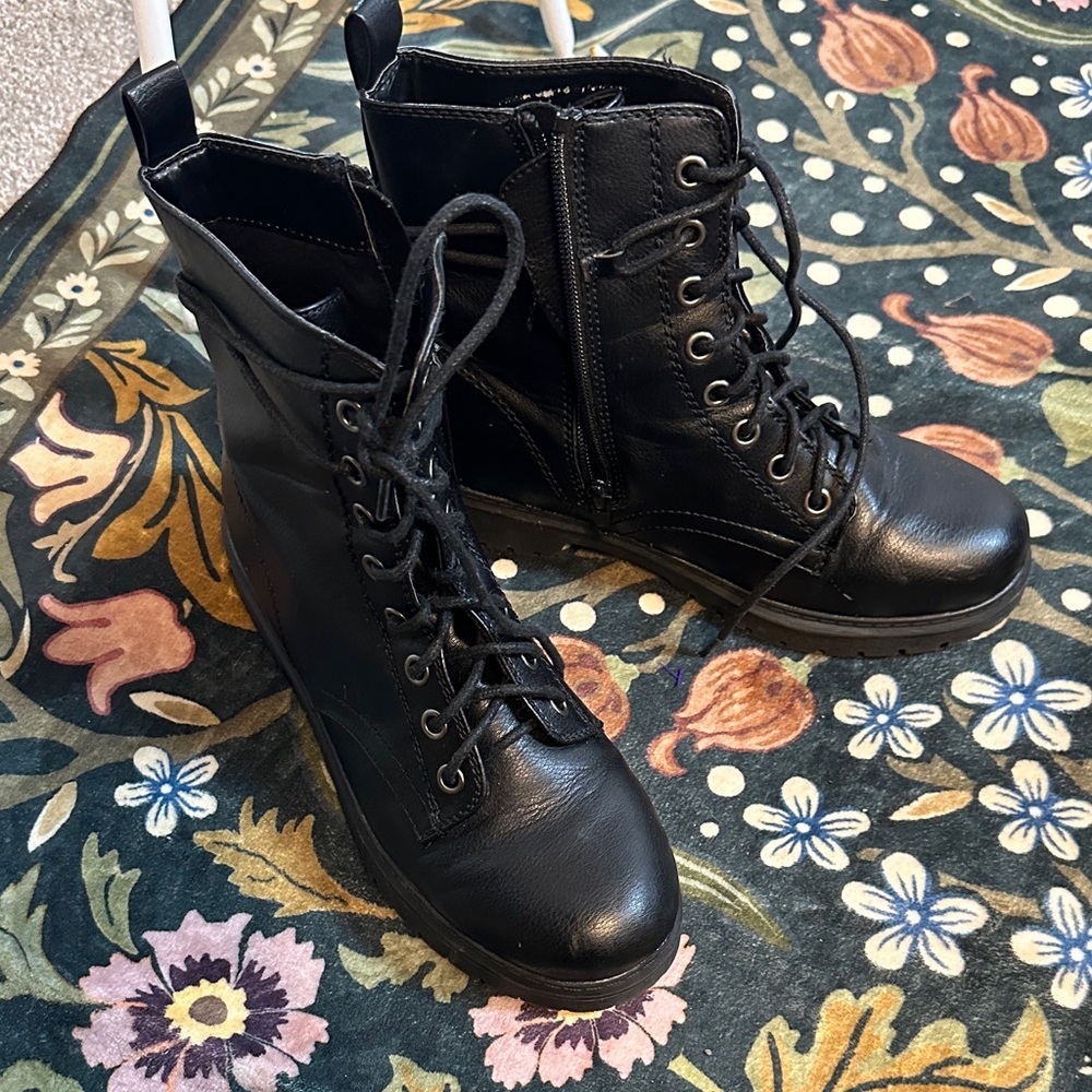 Kohl's Black Combat Boots